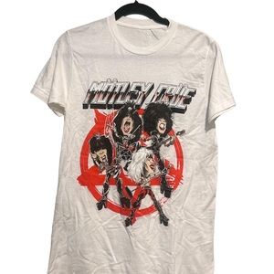 MÖTLEY CRUE GIANT HEAD GRAPHIC BAND TEE.